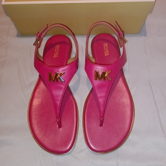 Michael Kors Jilly Thong Sandals - Picture 3 of 13